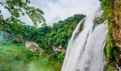 【黔山荔水】黄果树瀑布、西江千户苗寨、荔波大小七孔、青岩古镇双飞6日游