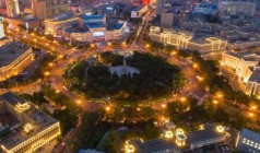 小包团【你好东北万达+尔滨】长春、延吉、万达国际度假小镇、汉拿山温泉、长白山、网红漂流、“朝鲜民俗园旅拍、中朝边境图们、避暑哈尔滨双飞7日游