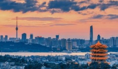 【武汉半自由】黄鹤楼、武汉、东湖、湖北省博、武汉大学4日游