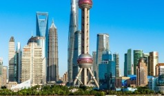 集赞福利【精华景点三连击】上海外滩、城隍庙商圈、世博会博物馆纯玩1日游