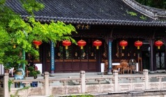 集赞福利【衢州】晚秋赴衢城、游船、古建、市井烟火休闲二日游
